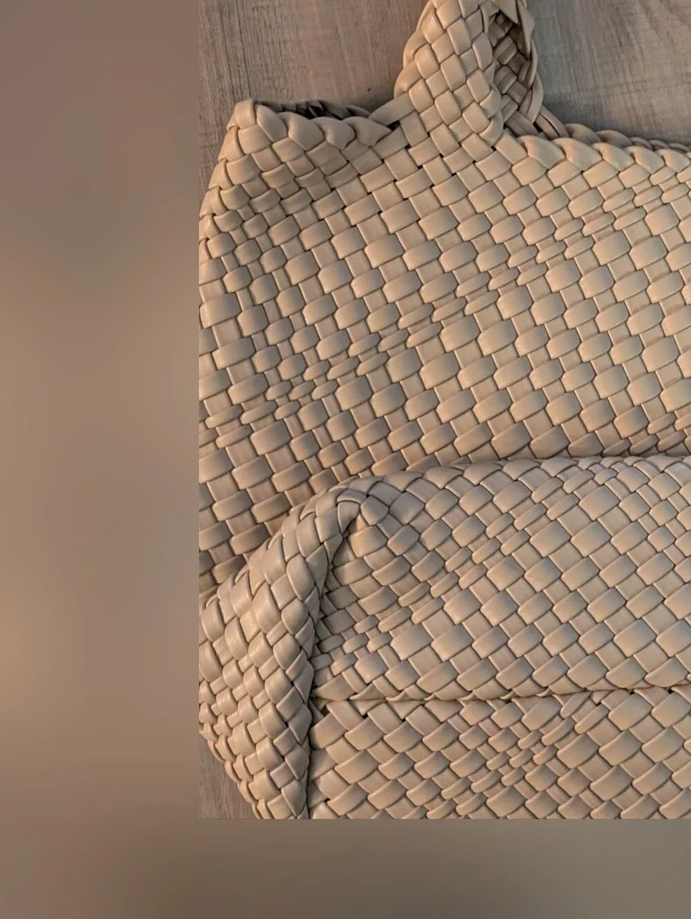Woven Tote Bag in Cream - Stylish Everyday Carry In Vegan Leather Good Condition